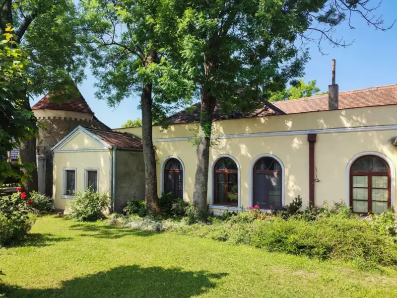Manoir à vendre Trnavský kraj, okres Hlohovec, Koplotovce,  Slovaquie, 5
