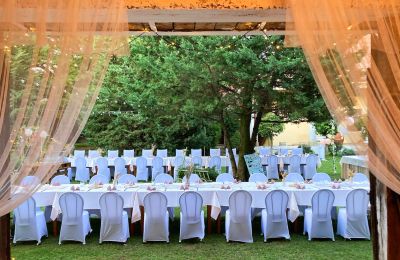 Manoir à vendre Trnavský kraj, okres Hlohovec, Koplotovce, Frídeský kaštieľ, Région de Trnava, Nádvorie - svadba