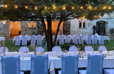 Manoir à vendre Trnavský kraj, okres Hlohovec, Koplotovce, Frídeský kaštieľ, Région de Trnava, Nádvorie - svadba