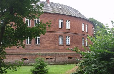 Propriété historique à vendre Kędzierzyn-Koźle, Wyspa 3, Opole, Vue de l'arrière