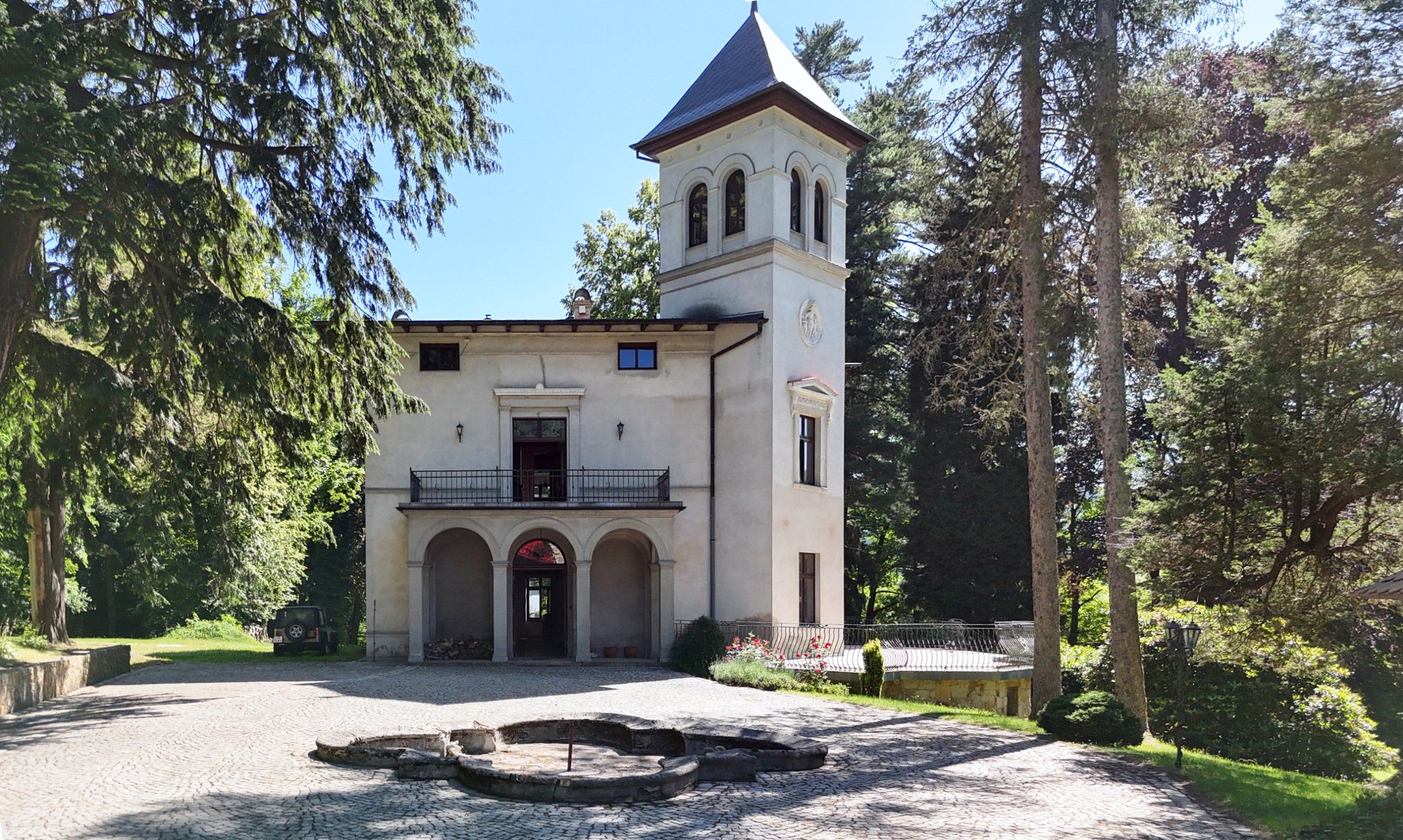 Photos Demeure historique au cœur de la vallée des châteaux dans les monts des Géants