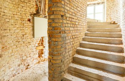 Château à vendre Luberadz, Mazovie, Escalier secondaire