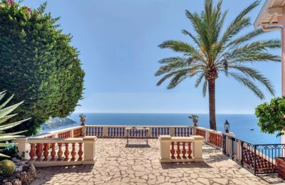 Biens historiques, Demeure de style colonial avec vue mer à Roquebrune-Cap-Martin