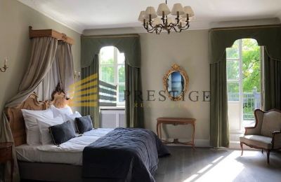 Manoir à vendre Ojrzanów, Pałac w Ojrzanowie, Mazovie, Chambre d'hôtes