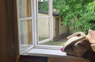 Propriété historique à vendre Izbica Kujawska, Toruńska 9, Cujavie-Poméranie, widok na ogród i pomieszczeie gospodarcze