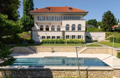 Propriétés historiques, Propriété exceptionnelle au bord d'un lac dans la région de Berlin