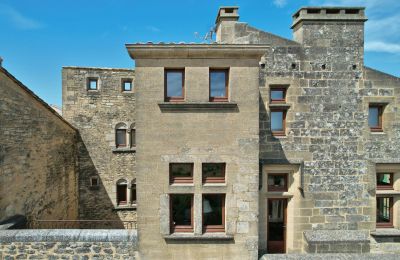 Propriété historique à vendre Uzès, Occitanie, Image 2/25