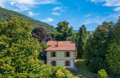 Demeure historique à vendre 28040 Lesa, Piémont, Photo Drone