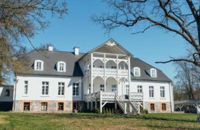 Manoir à vendre Role, Poméranie, Vue de l'arrière