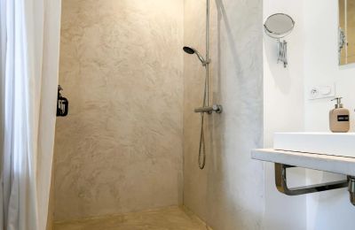 Propriété historique à vendre Uzès, Occitanie, Image 15/24