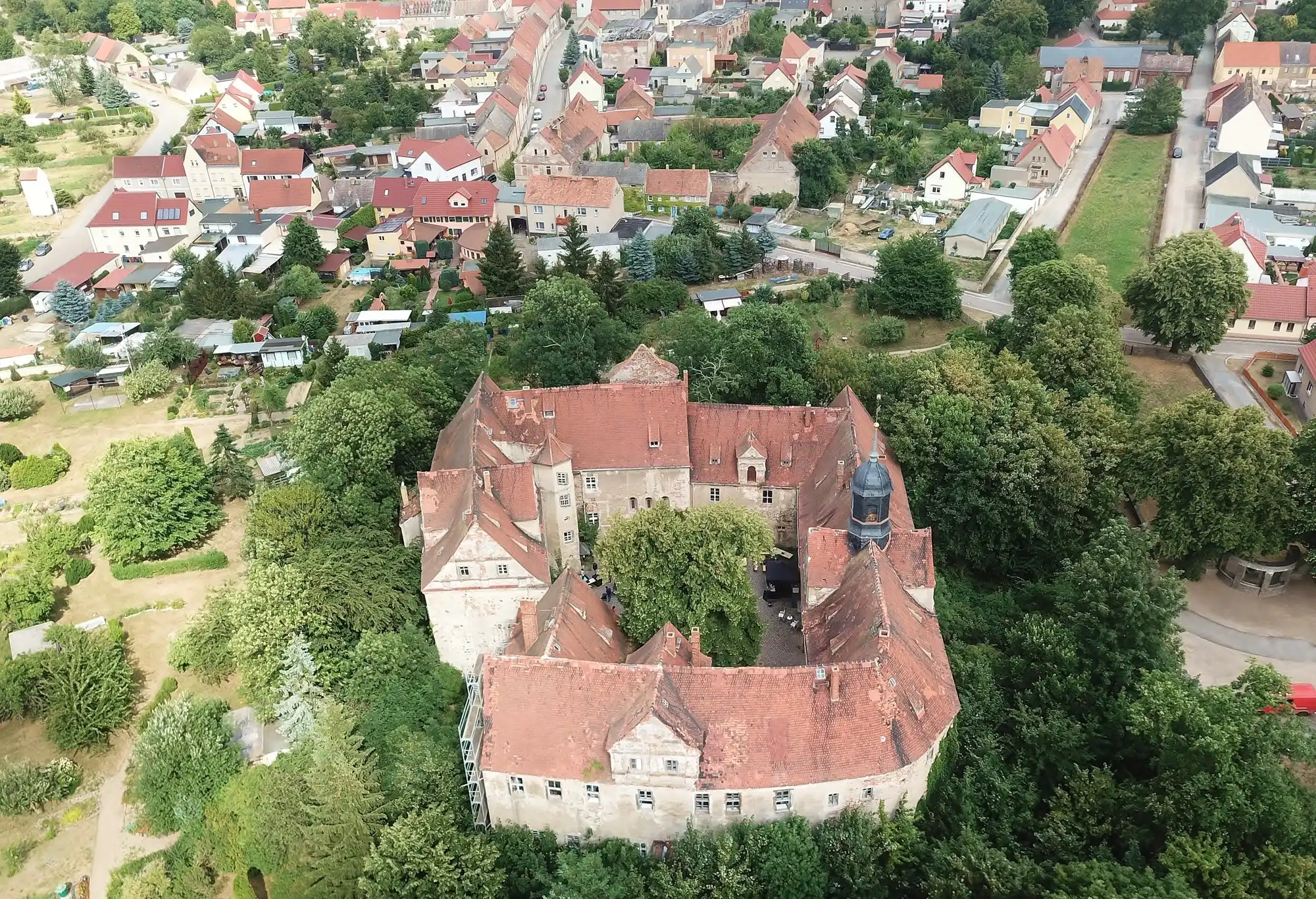 Photos Château Renaissance sur l’Elbe avec plan de restauration