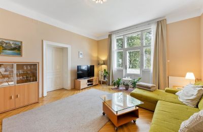 Demeure historique à vendre Währing, Vienne, Ein weiterer Wohnbereich im Obergeschoss