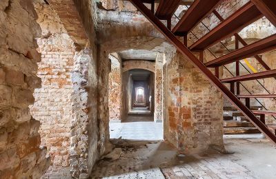 Château à vendre Komorowice, Wrocławska 27, Basse-Silésie, Image 8/27