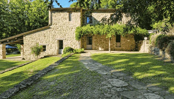 Maison de campagne en situation privée entre Ombrie et Toscane