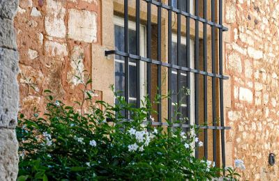 Château médiéval à vendre Pouzilhac, Occitanie, Image 38/43