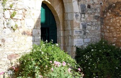 Château médiéval à vendre Pouzilhac, Occitanie, Image 28/43