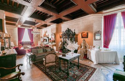 Château médiéval à vendre Pouzilhac, Occitanie, Image 12/43