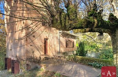 Propriétés historiques, Moulin restauré avec parc et ruisseau