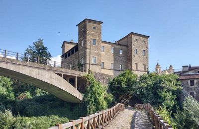 Château médiéval à vendre Licciana Nardi, Toscane, Image 2/40
