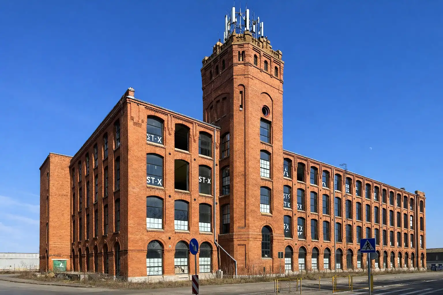 Photos Bâtiment industriel historique à revitaliser