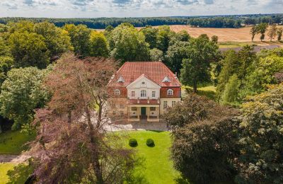 Propriétés historiques, Manoir de style néoclassique dans la région de Warmie-Poméranie – 25 ha