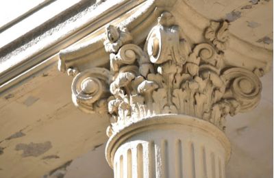 Demeure historique à vendre Koszalin, Marszałka Józefa Piłsudskiego 53, Poméranie occidentale, Kapitel koryncki | Rzeźbiona kolumna | Klasycystyczny detal