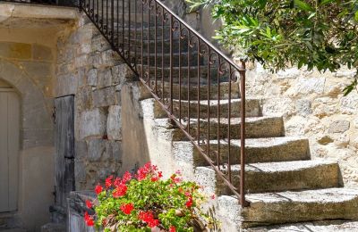 Propriété historique à vendre Uzès, Occitanie, Image 8/41