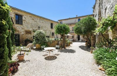 Propriété historique à vendre Uzès, Occitanie, Image 3/41