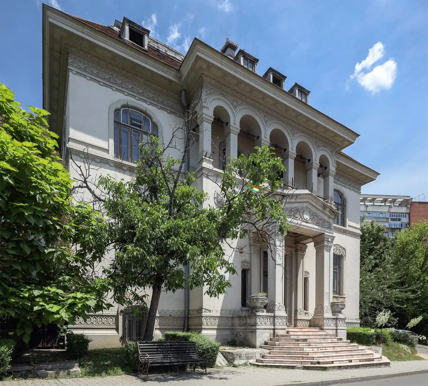 Photos Demeure historique "Casa Băileșteanu" à Craiova, Roumanie