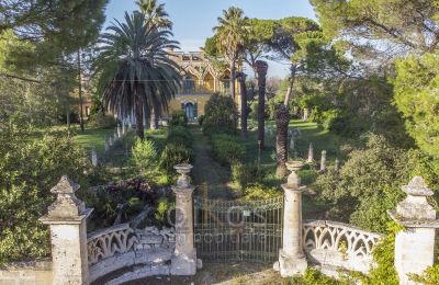 Villa historique à vendre Mesagne, Pouilles:  Porte