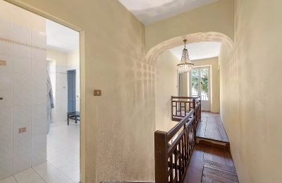 Demeure historique à vendre 28824 Oggebbio, Piémont, Escalier