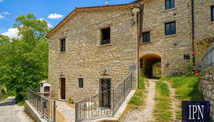 Maison de campagne à vendre Piobbico, Marches