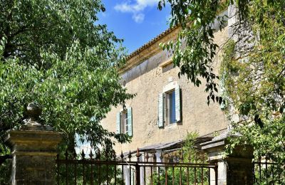Propriétés historiques, Mas de hameau avec vues sur la campagne