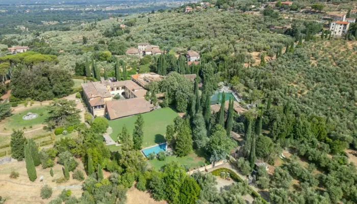 Domaine "Villa Dell’Arte" de 990 hectares en Toscane