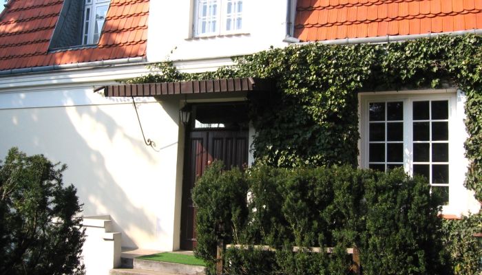  Piastów 4
