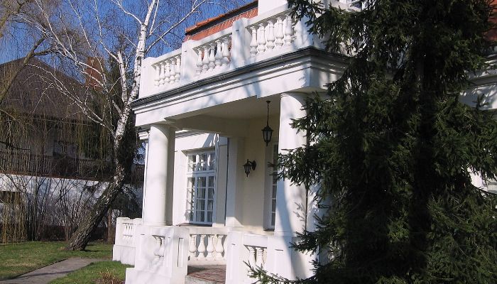  Piastów 2