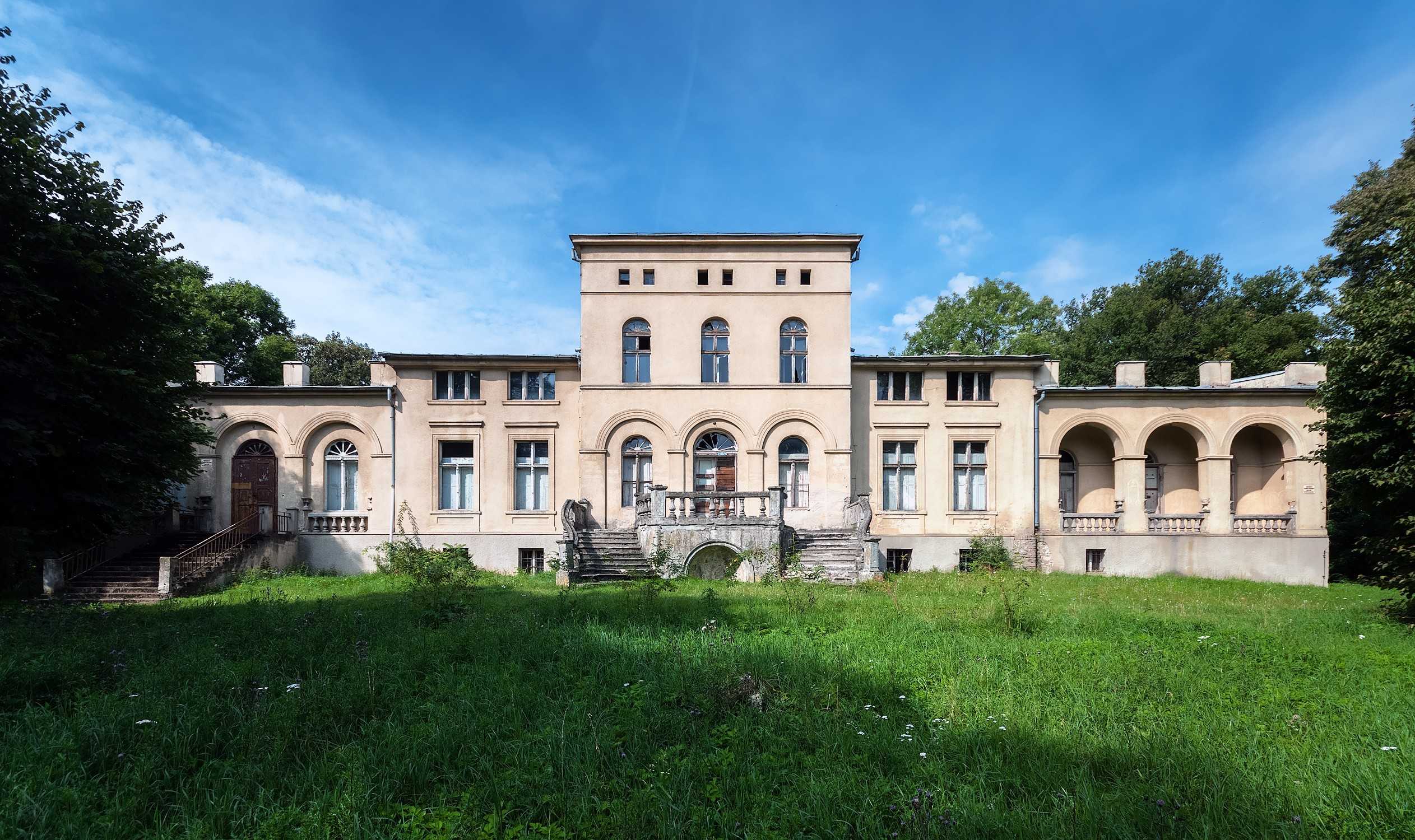Photos Manoir dans la région frontalière Pologne-Allemagne