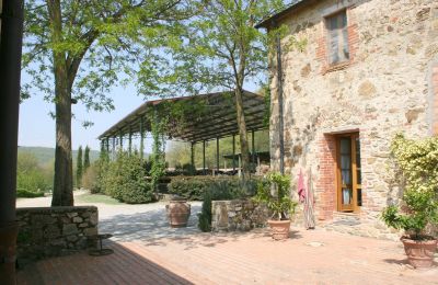 Maison de campagne à vendre Arezzo, Toscane:  RIF2262-lang14#RIF 2262 Ansicht Innenhof