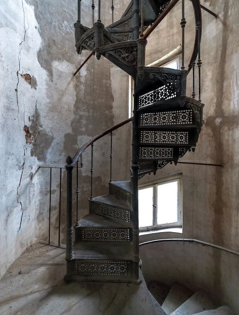 Toujours fascinants: escaliers 