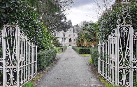 Planguenoual, Château du Val-Bouan - Manoirs de Bretagne : Château du Val-Bouan