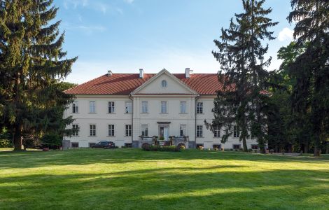 /pp/cc_by_nc_nd/thumb-ostpreussen-schloss-nakomiady.jpg