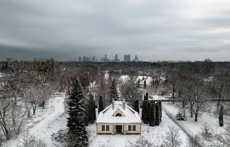 Warszawa, Fort Bema - Belle maison dans un endroit isolé avec un grand terrain, à proximité du centre ville