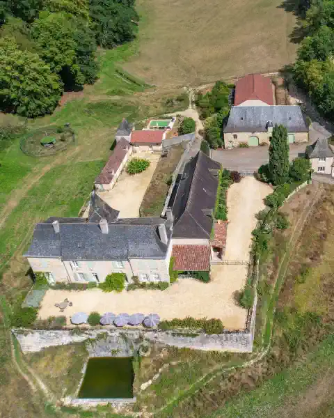 Château Nouvelle-Aquitaine mai 2025