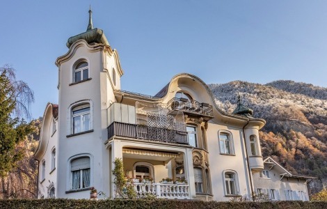 Châteaux manoirs villas Suisse