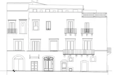 Propriétés historiques, Palazzo à Corato, Pouilles - 590 m², plafonds voûtés, terrasse