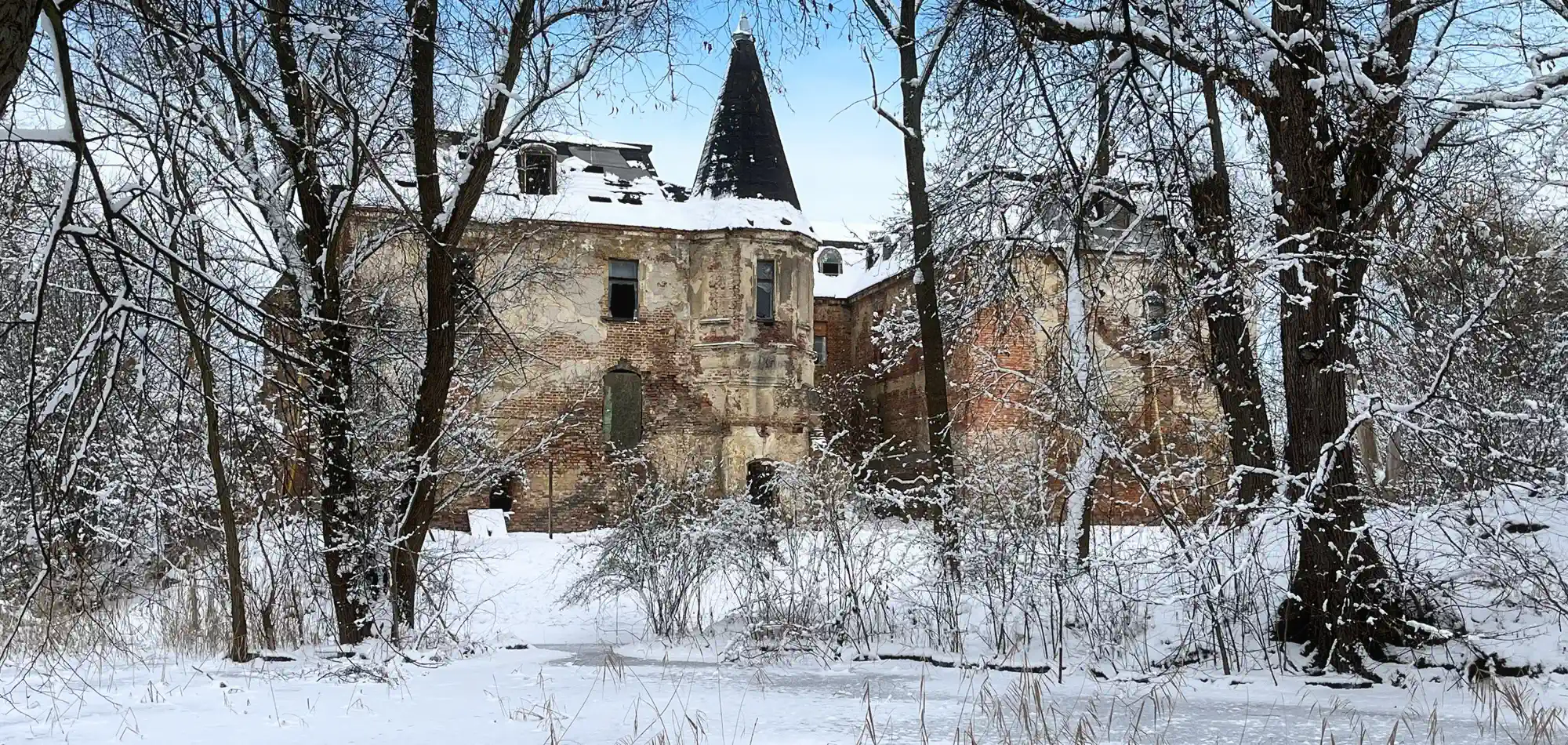 Château près de Wrocław à Komorowice, Pologne