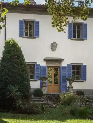 Villa italienne avec jardin botanique entre Chianti et Valdarno, Moncioni, Toscane