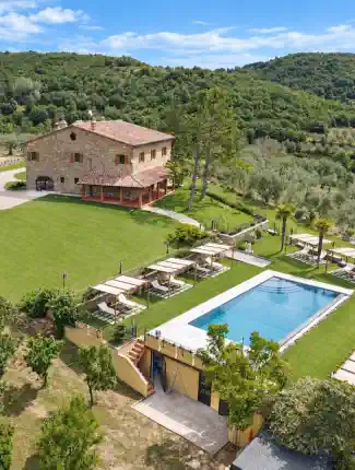 Borgo Cellini entre Valdambra et Valdichiana avec activité d’agritourisme, Civitella in Val di Chiana, Toscane