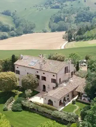 Domaine avec infrastructure équestre dans les Marches, Fermo, Marches