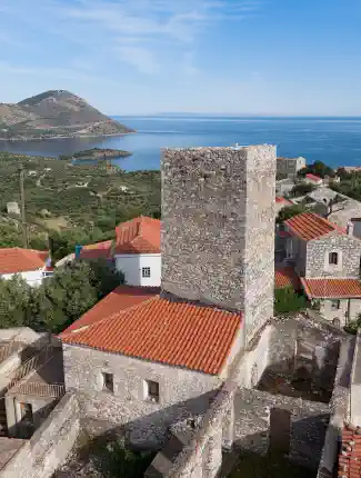 Tour de Mani à Flomochori avec vue sur la mer